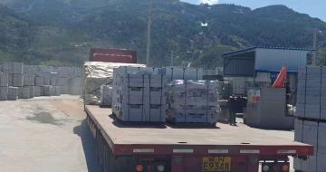 阜阳 芝麻白仿形路沿石，直形路沿石