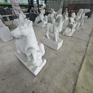 阜阳 芝麻白花岗岩造型立体雕刻——十二生肖