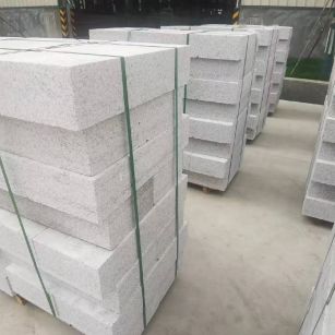 阜阳 白麻花岗岩路沿石，立缘石，平缘石，路牙石，道牙石，马路牙子等