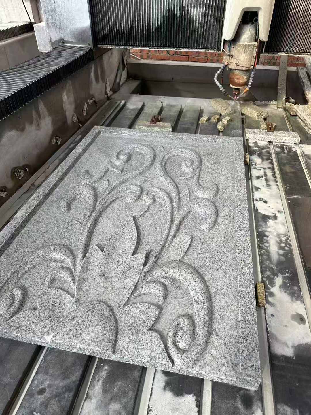 阜阳 白麻别墅干挂雕花板