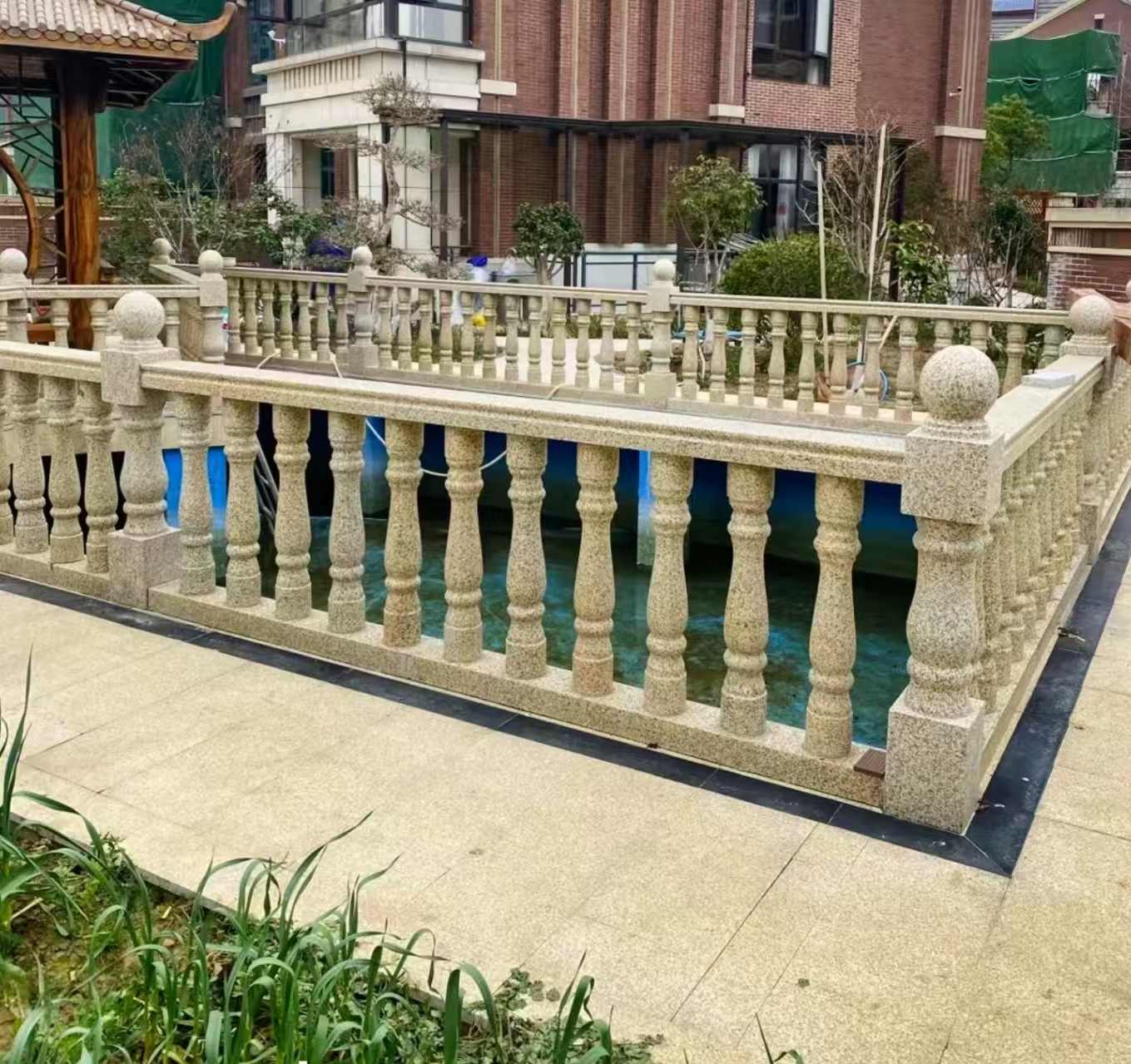 阜阳黄金麻花岗岩石材栏杆，扶手，将军柱，花瓶柱