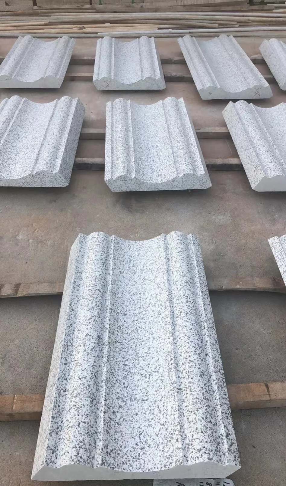 阜阳 白麻花岗岩光面别墅线条