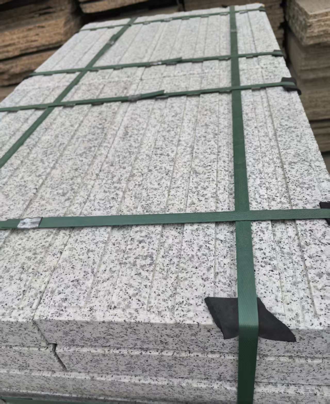 阜阳 白麻花岗岩直行盲道石，盲条，地铺石