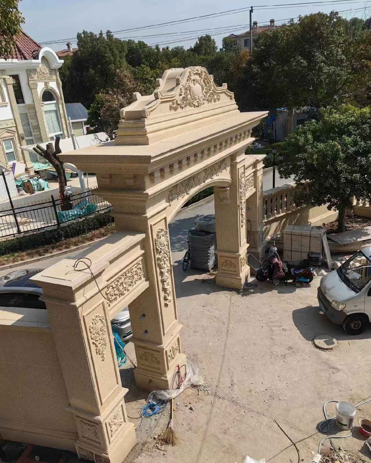 阜阳 黄金麻荔枝面花岗岩别墅门楼