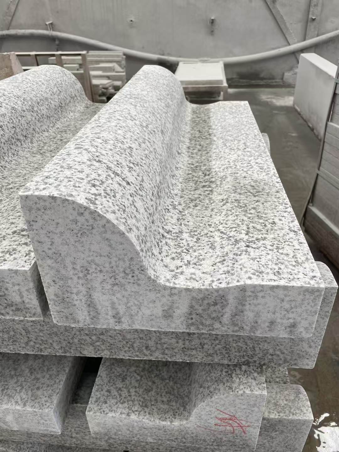 阜阳 白麻花岗岩S型路沿石，路侧石，马路牙子等