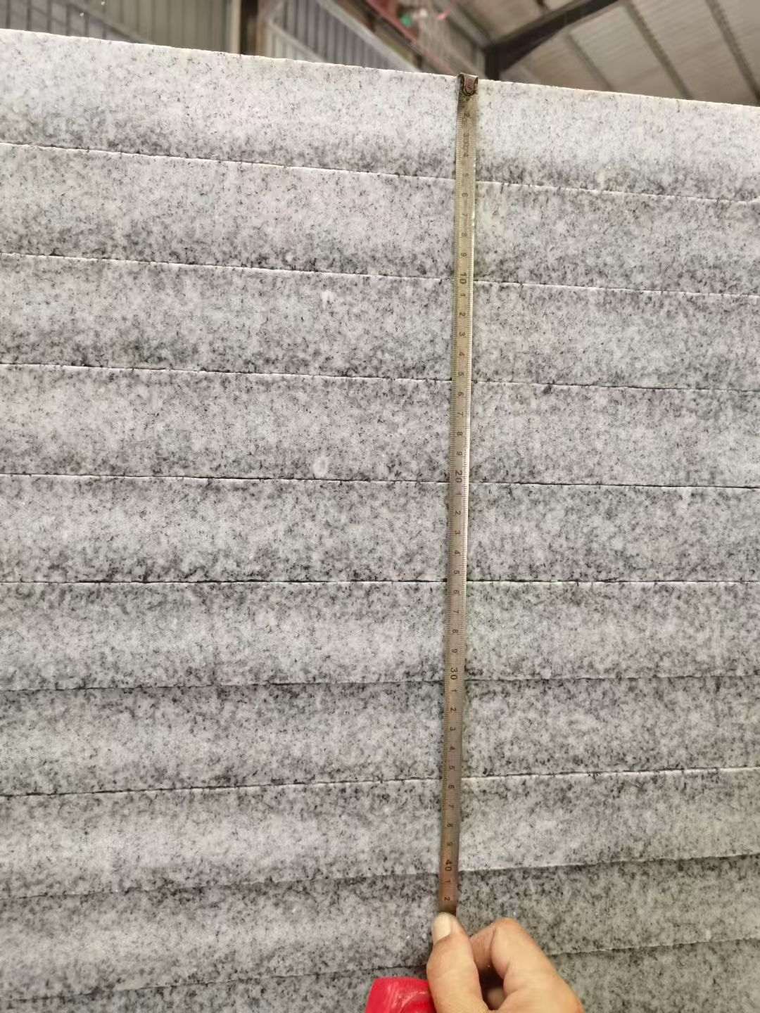 阜阳 芝麻白火烧成品厚薄均匀，B料价格接近A料质量