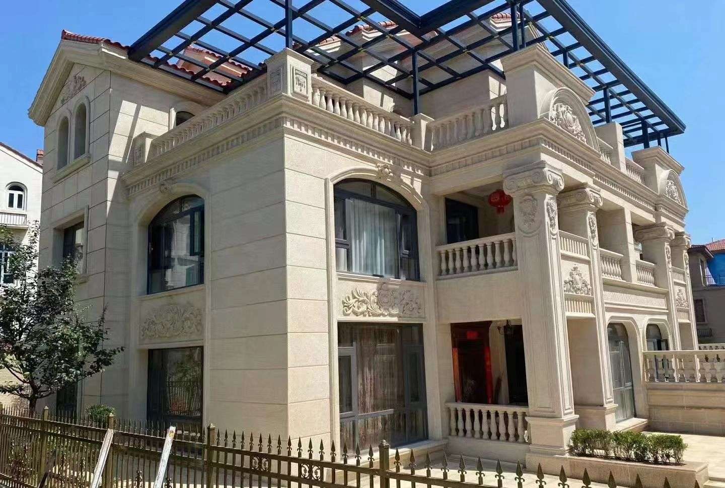 阜阳 黄金麻花岗岩荔枝面别墅外墙干挂