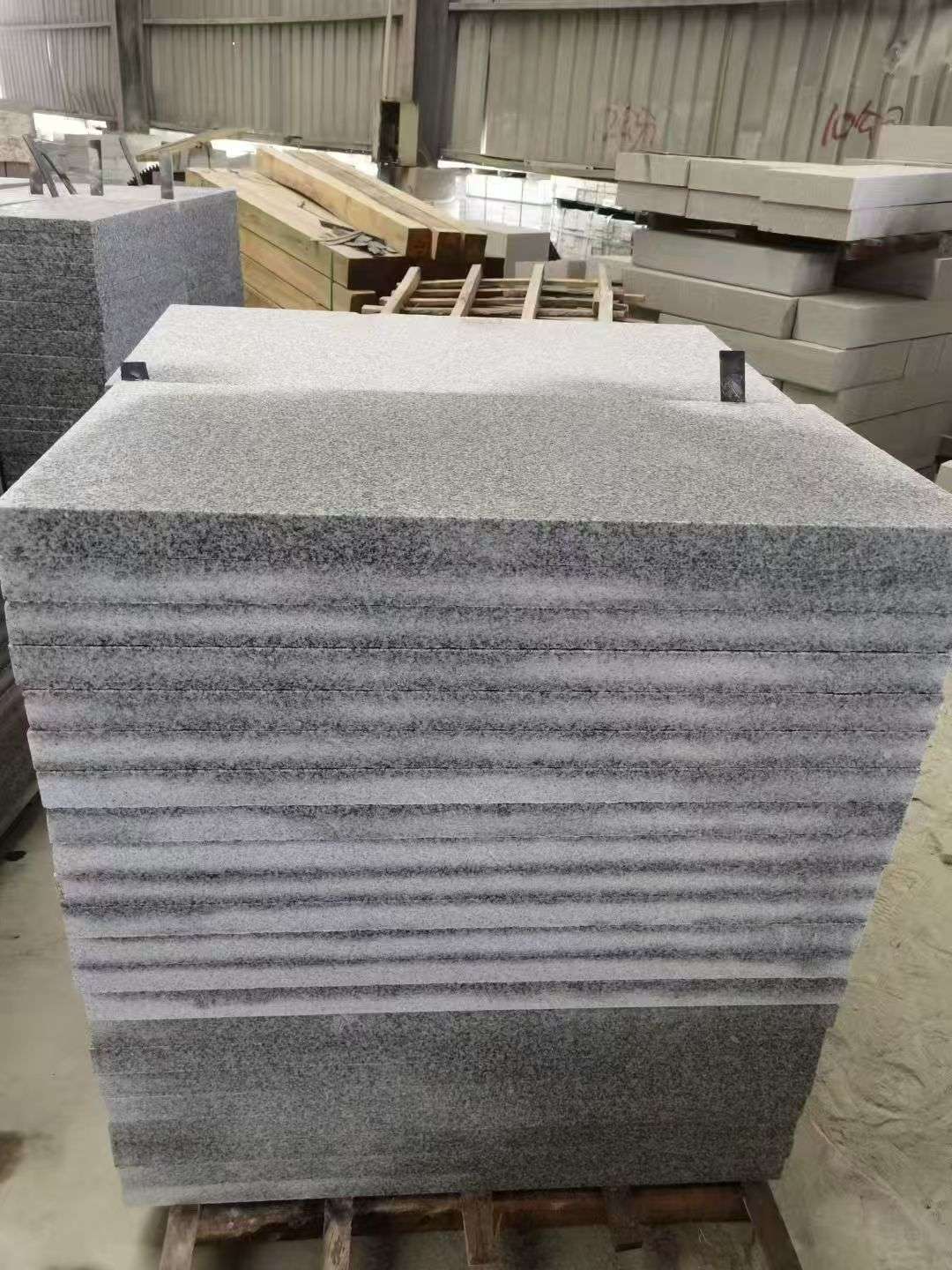 阜阳 芝麻白5公分火烧地铺成品，900*400，规格可定制